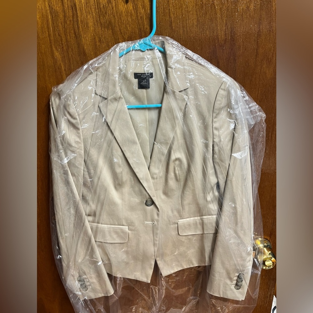 Ann Taylor Beige Blazer